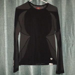 Pearl Izumi long sleeve women large (fits small)